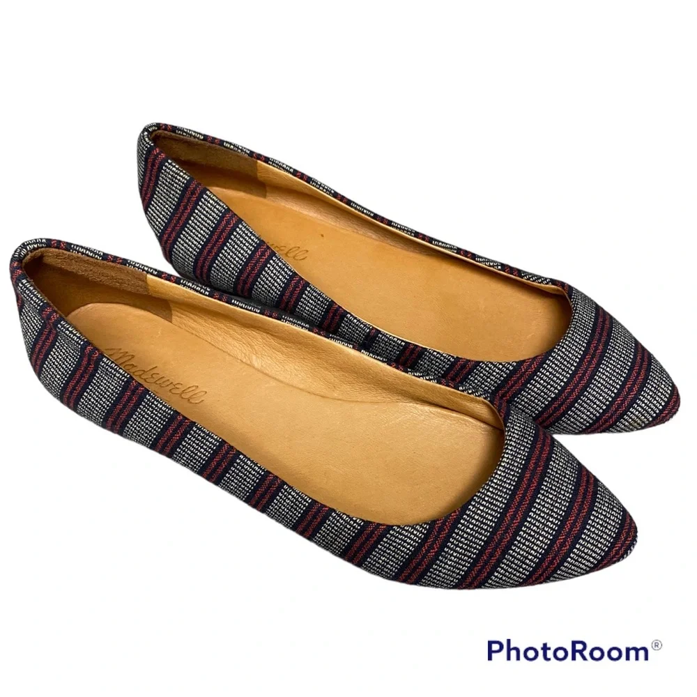 Madewell‎ | size 8 navy and red striped flats